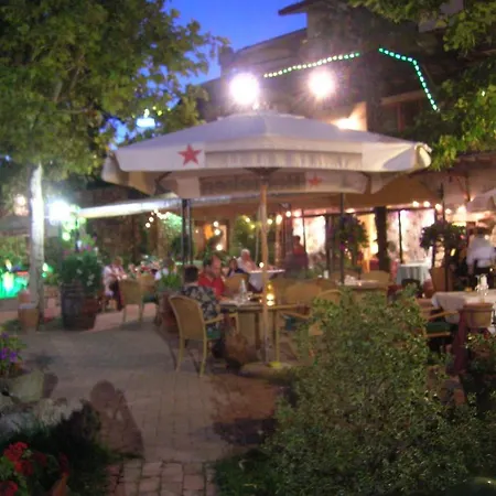罗萨蒂酒店 酒店 丘西